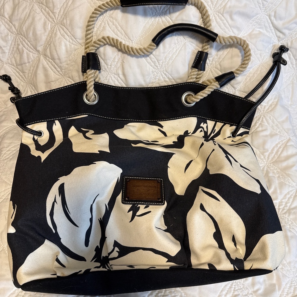 Tommy Hilfiger Flowered Purse